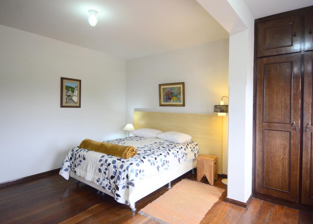 Casa de Hospedagem Dlourdes Ouro Preto  Buitenkant foto